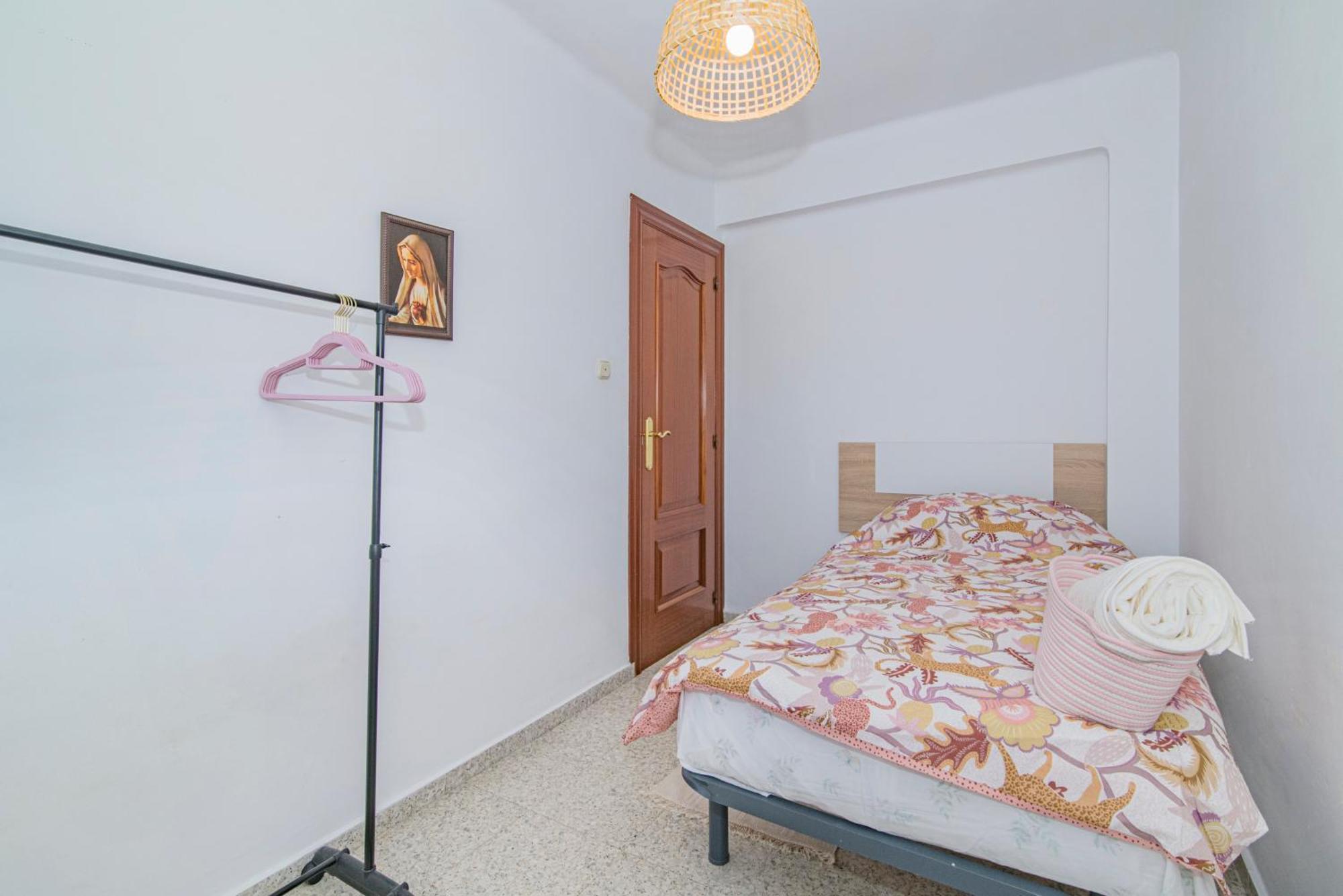 Delfin Retreat Con Terraza Junto A Parada De Metro Γρανάδα Εξωτερικό φωτογραφία