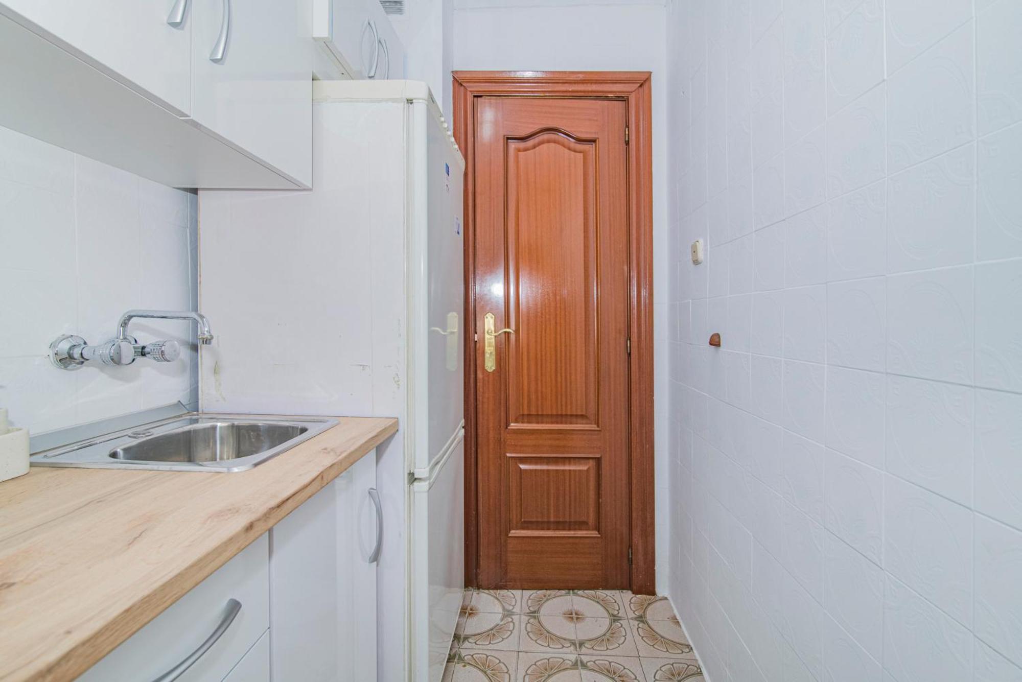 Delfin Retreat Con Terraza Junto A Parada De Metro Γρανάδα Εξωτερικό φωτογραφία